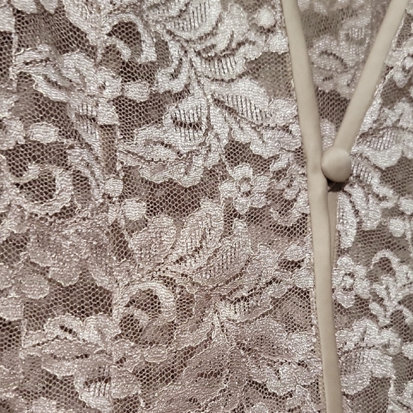 Alex Evenings Cream Sequin Cape Jacket - Picture 10 of 12